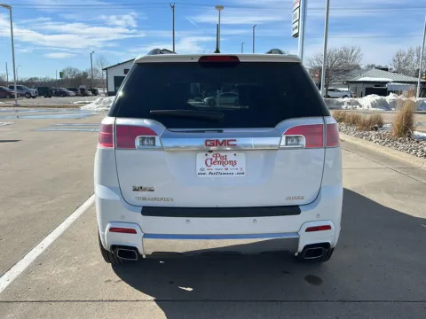 More photos of 2014 GMC TERRAIN Denali at Pat Clemons Inc., IA