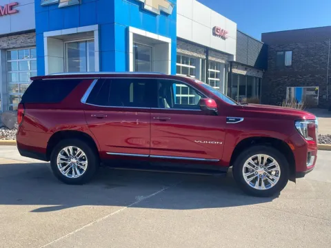 Another view of 2023 GMC Yukon SLT for sale in Boone, IA at Pat Clemons Inc.