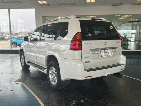 Another view of 2004 Lexus GX 470 for sale in Boone, IA at Pat Clemons Inc.