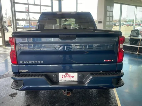 More photos of 2021 Chevrolet Silverado 1500 RST at Pat Clemons Inc., IA
