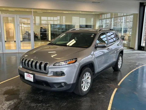 Silver 2016 Jeep Cherokee Latitude for sale in Boone, IA