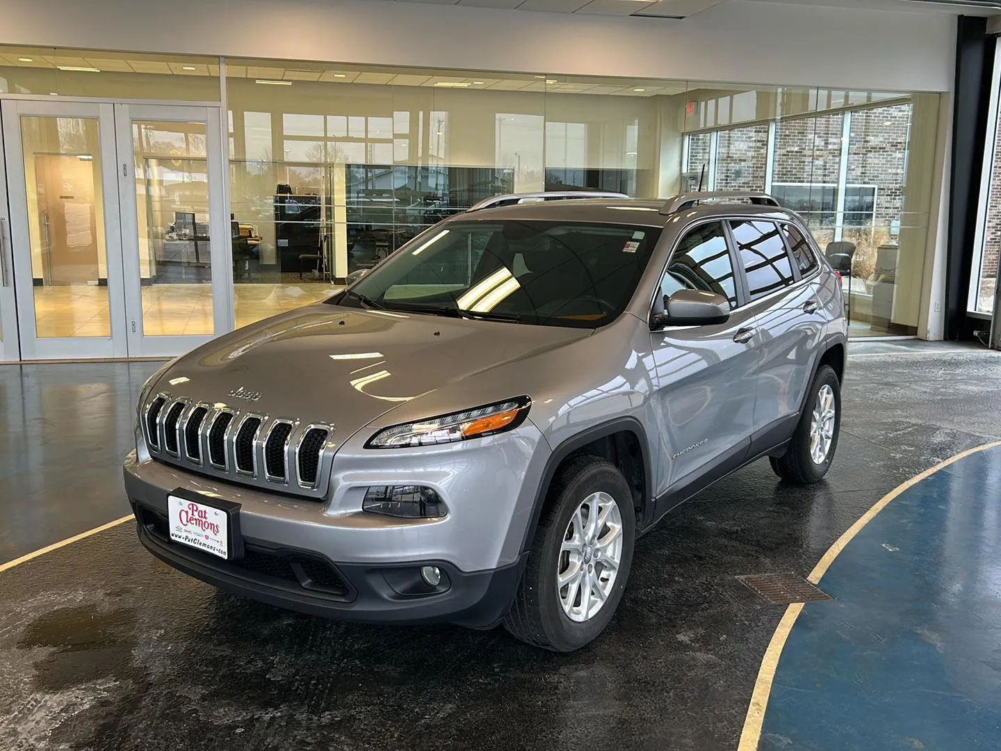 Silver 2016 Jeep Cherokee Latitude for sale in Boone, IA