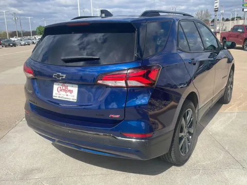 More photos of 2023 Chevrolet Equinox RS at Pat Clemons Inc., IA