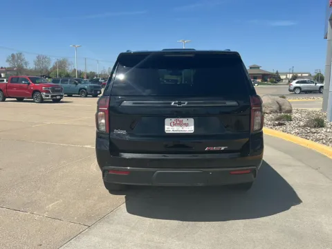 More photos of 2021 Chevrolet Tahoe RST at Pat Clemons Inc., IA