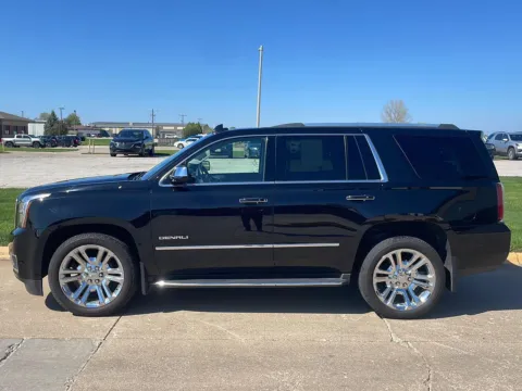 Photos of 2017 GMC Yukon Denali for sale in Boone, IA at Pat Clemons Inc.