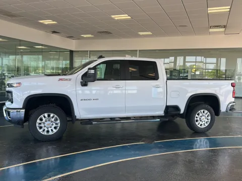 Photos of 2024 Chevrolet Silverado 2500 HD LT for sale in Boone, IA at Pat Clemons Inc.