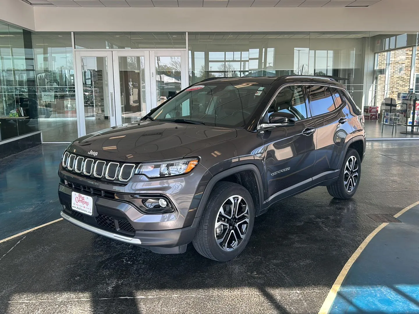 Gray 2022 Jeep Compass Limited for sale in Boone, IA
