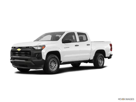 White 2024 Chevrolet Colorado 4WD LT for sale in Boone, IA