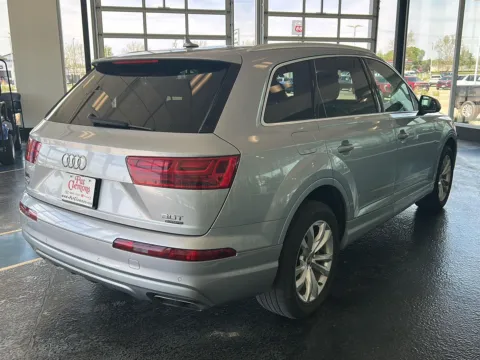 More photos of 2017 Audi Q7 Premium Plus at Pat Clemons Inc., IA