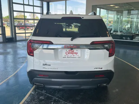 More photos of 2023 GMC Acadia AT4 at Pat Clemons Inc., IA