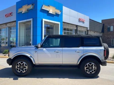 Photos of 2022 Ford Bronco Outer Banks for sale in Boone, IA at Pat Clemons Inc.
