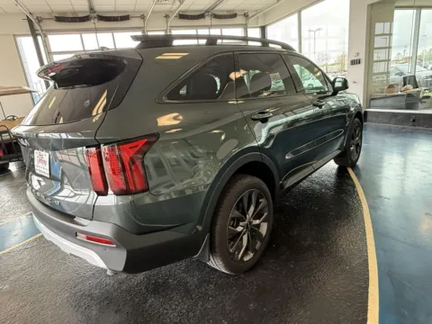 More photos of 2022 Kia Sorento X-Line EX at Pat Clemons Inc., IA
