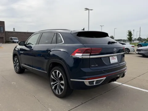 Another view of 2020 Volkswagen Atlas Cross Sport 3.6L V6 SEL Premium R-Line for sale in Boone, IA at Pat Clemons Inc.
