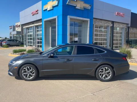 Photos of 2023 Hyundai Sonata SEL for sale in Boone, IA at Pat Clemons Inc.