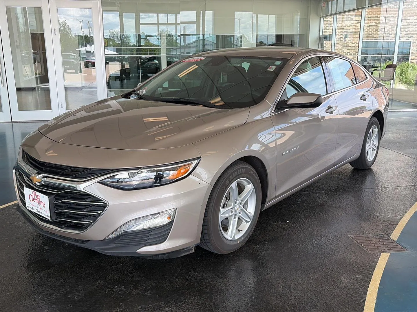 Gray 2024 Chevrolet Malibu LT for sale in Boone, IA