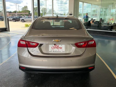 More photos of 2024 Chevrolet Malibu LT at Pat Clemons Inc., IA