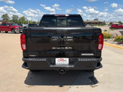 More photos of 2021 GMC SIERRA 1500 Elevation at Pat Clemons Inc., IA