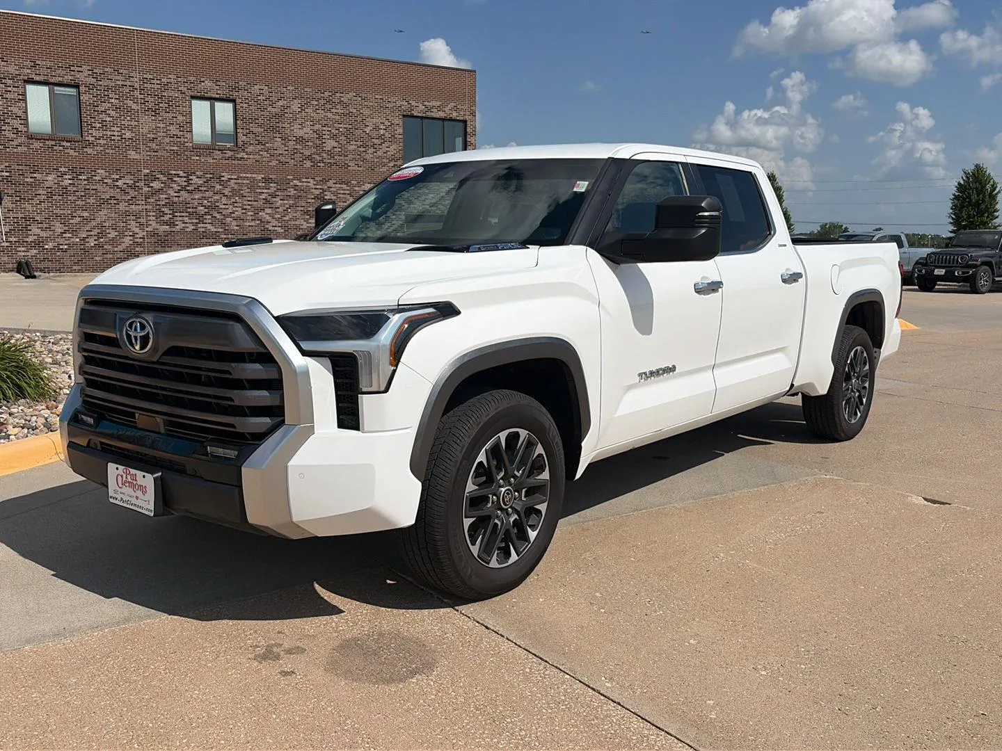 White 2024 Toyota Tundra Limited HV for sale in Boone, IA