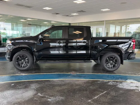 Photos of 2021 Chevrolet Silverado 1500 LT Trail Boss for sale in Boone, IA at Pat Clemons Inc.