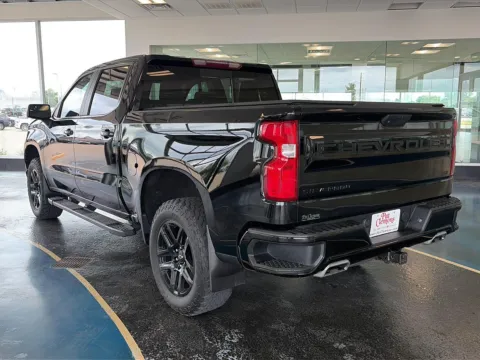 Another view of 2021 Chevrolet Silverado 1500 LT Trail Boss for sale in Boone, IA at Pat Clemons Inc.