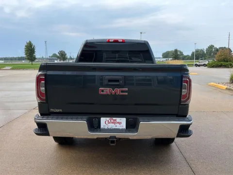 More photos of 2018 GMC Sierra 1500 SLT at Pat Clemons Inc., IA