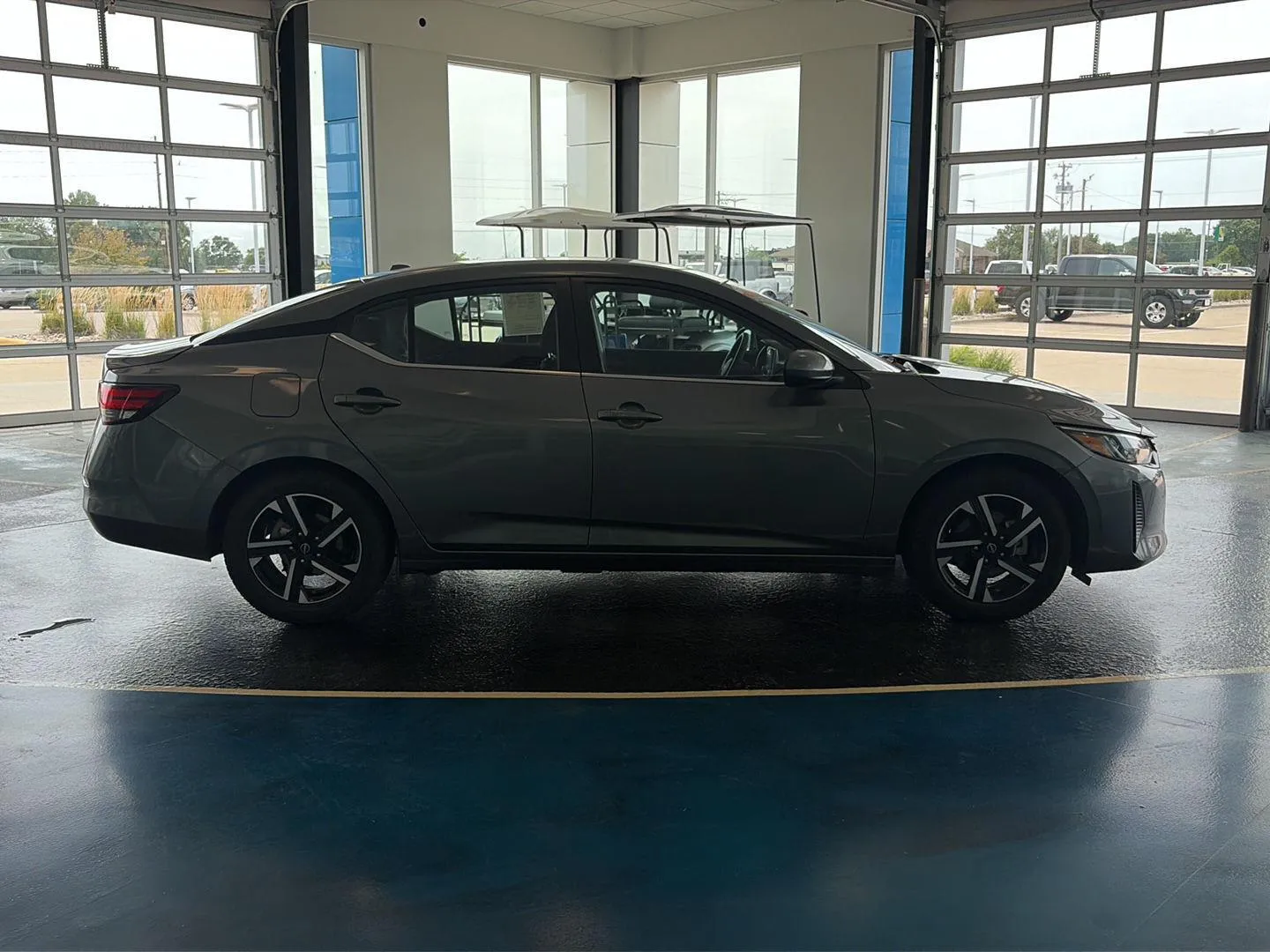 Nissan Sentra photo 9
