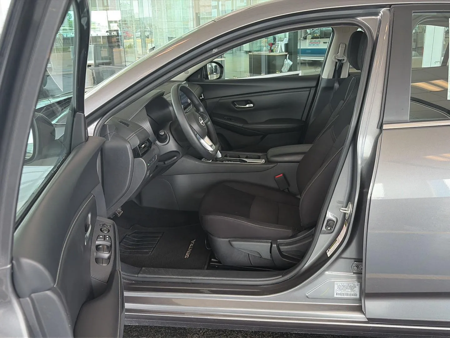 Nissan Sentra photo 13