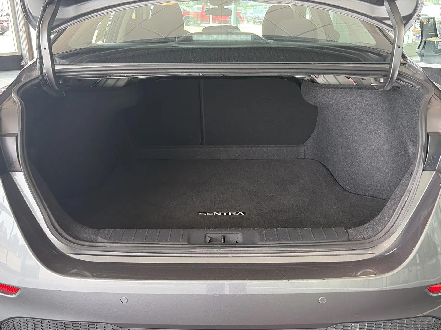 Nissan Sentra photo 22
