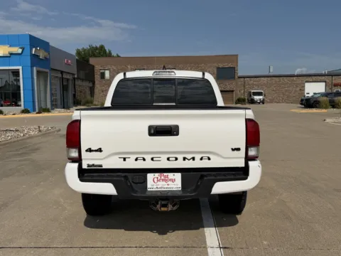 More photos of 2022 Toyota Tacoma SR V6 at Pat Clemons Inc., IA