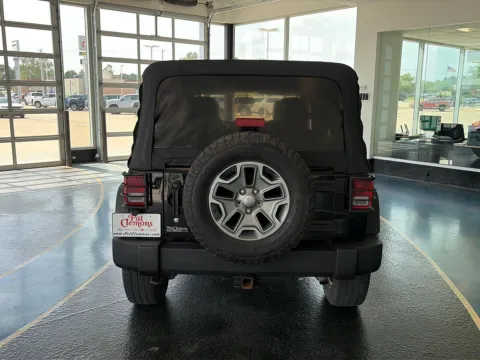 More photos of 2015 Jeep Wrangler Unlimited Rubicon at Pat Clemons Inc., IA