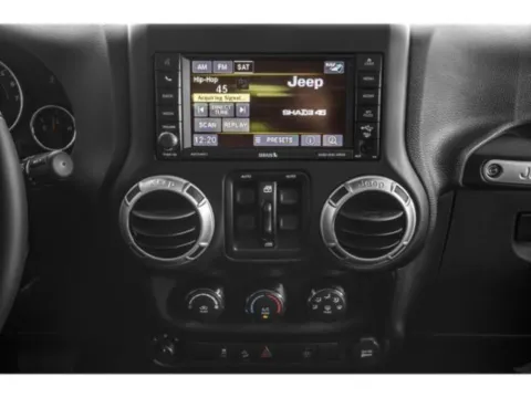 More photos of 2015 Jeep Wrangler Unlimited Rubicon at Pat Clemons Inc., IA