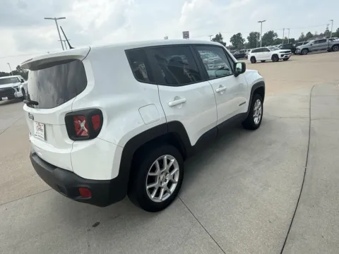 More photos of 2023 Jeep Renegade Latitude at Pat Clemons Inc., IA