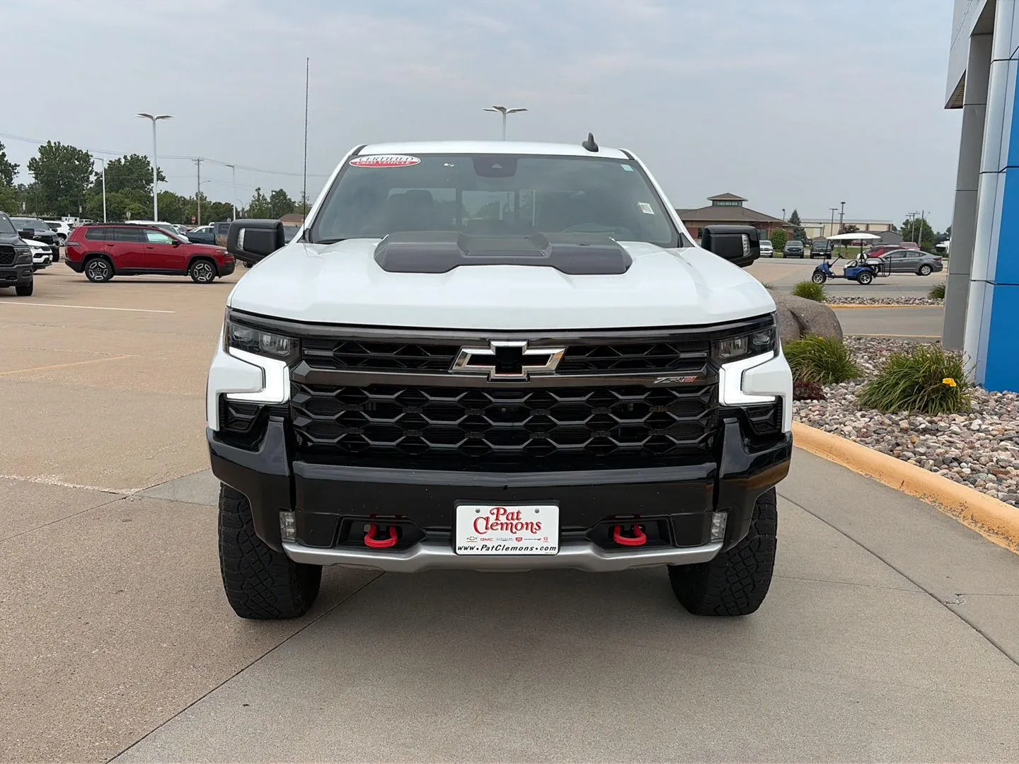 Chevrolet Silverado photo 8