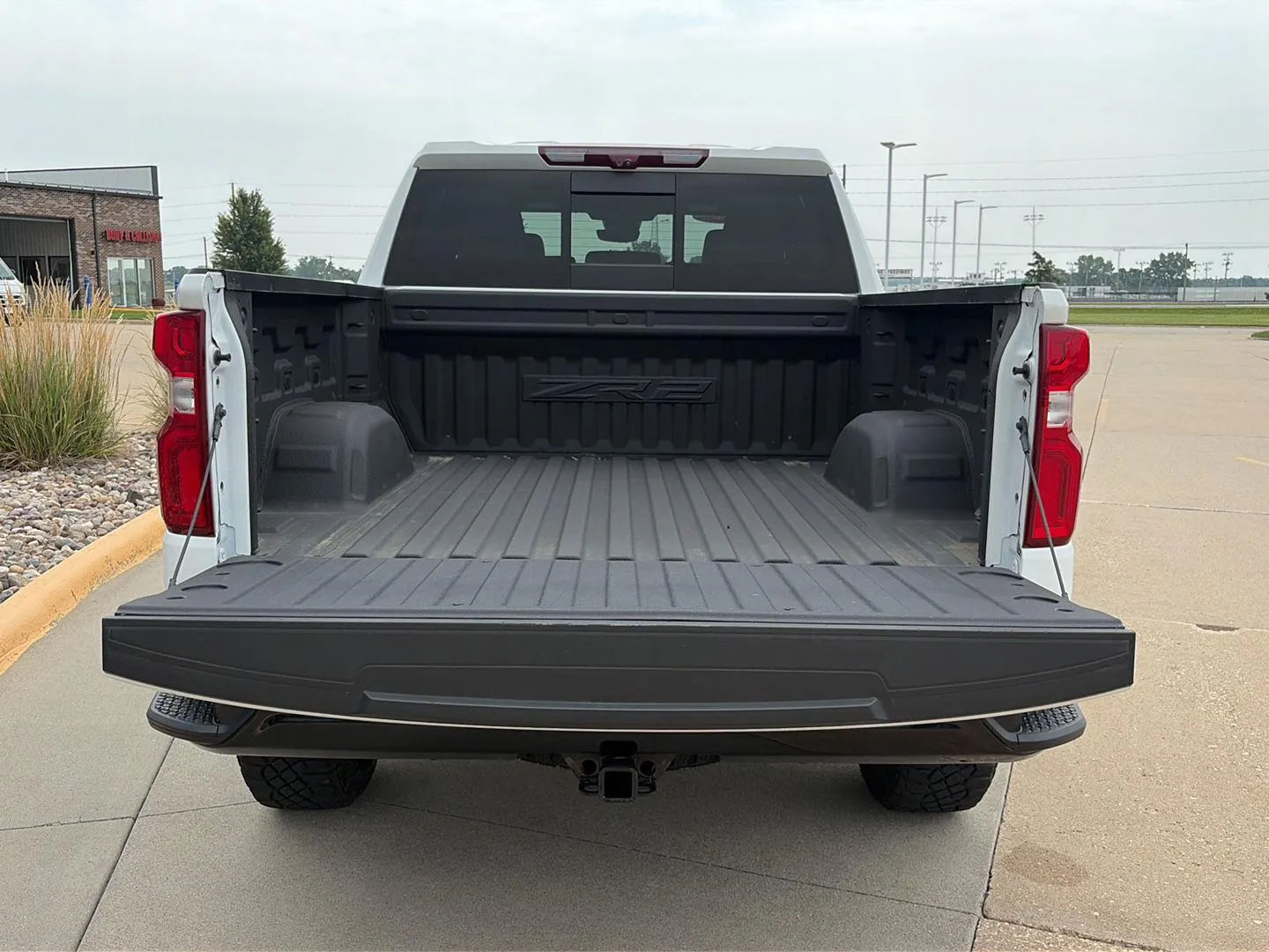 Chevrolet Silverado photo 16