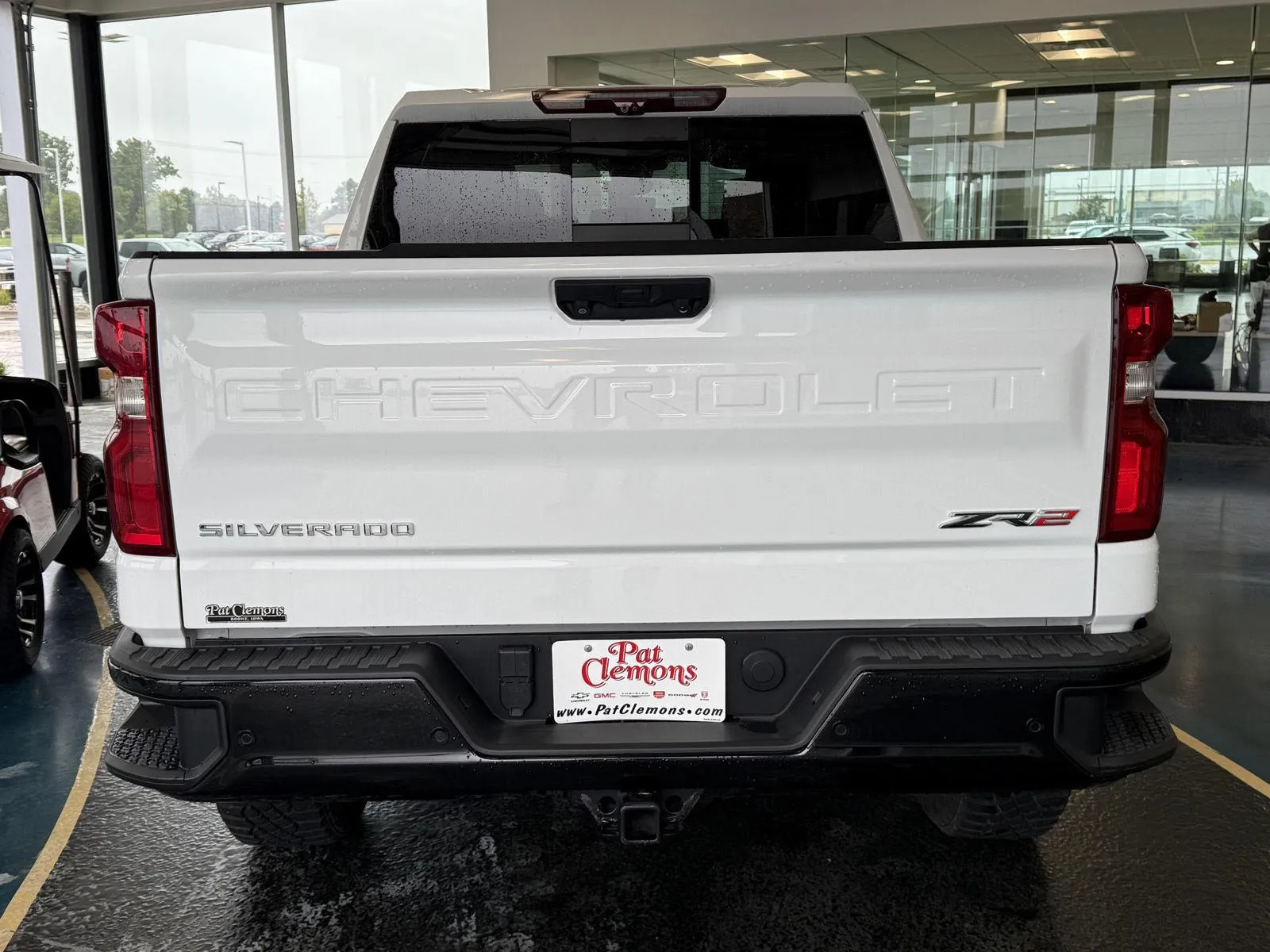 Chevrolet Silverado photo 19