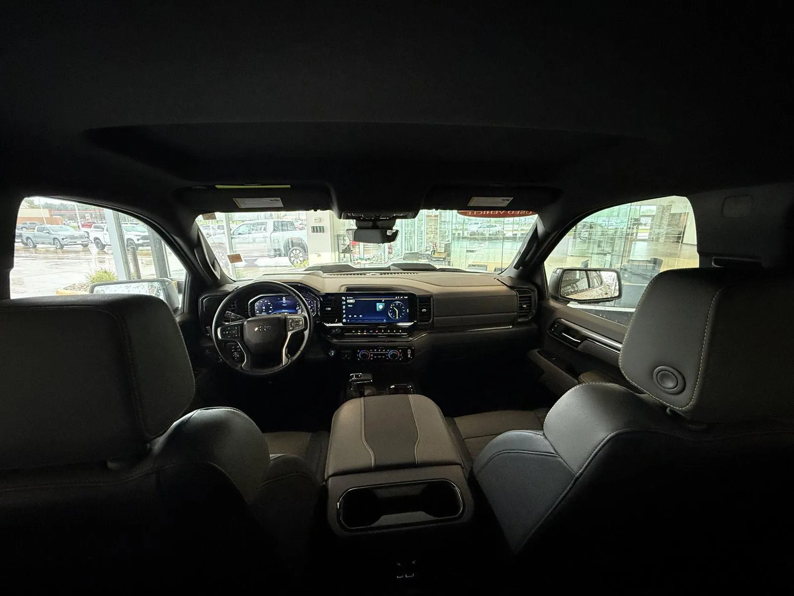 Chevrolet Silverado photo 33