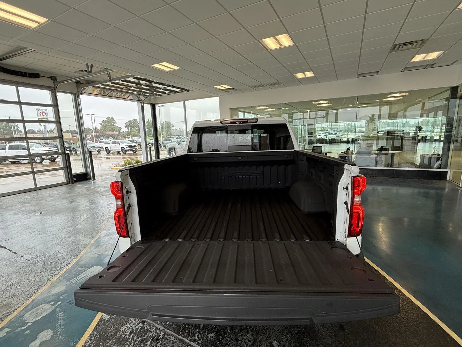 Chevrolet Silverado photo 34