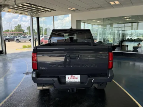 More photos of 2024 TOYOTA TACOMA DOUBLE C at Pat Clemons Inc., IA