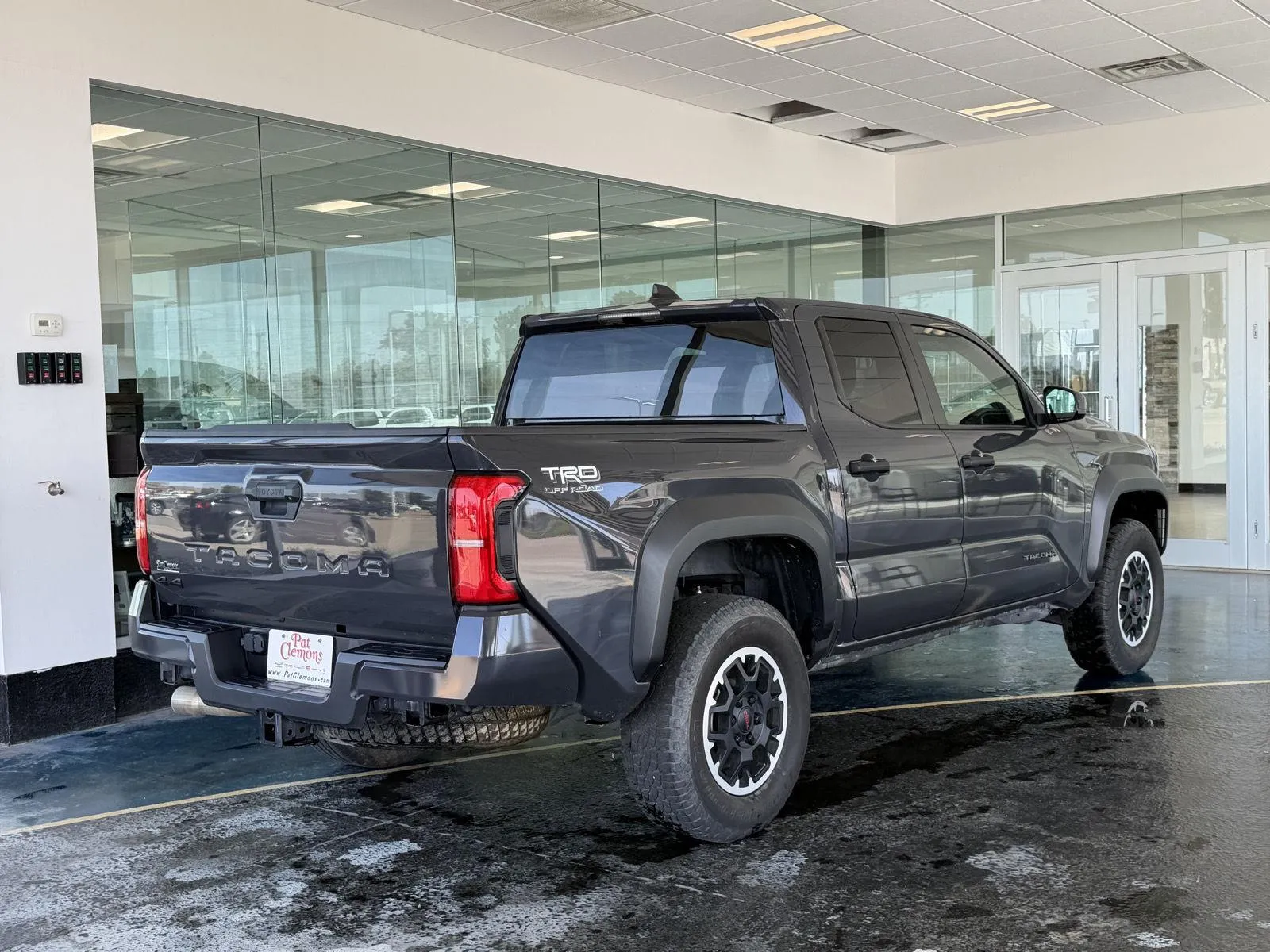2024 TOYOTA TACOMA DOUBLE C photo 7
