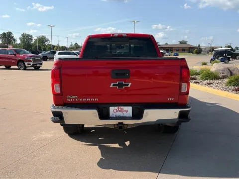More photos of 2016 Chevrolet Silverado 1500 LTZ at Pat Clemons Inc., IA