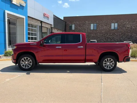 Photos of 2019 Chevrolet Silverado 1500 High Country for sale in Boone, IA at Pat Clemons Inc.