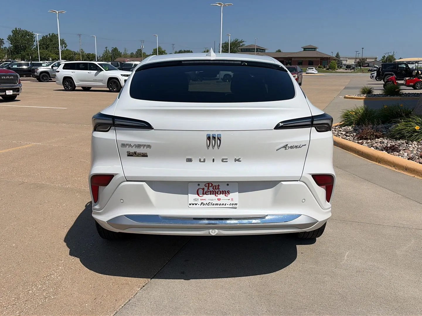 Buick Envista photo 4