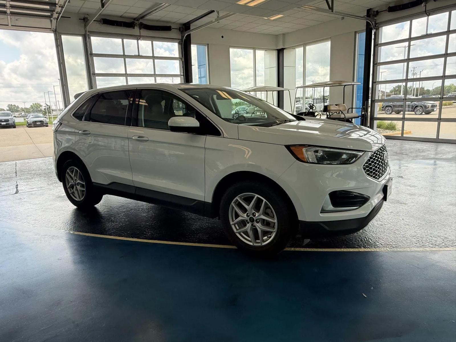 Ford Edge photo 7