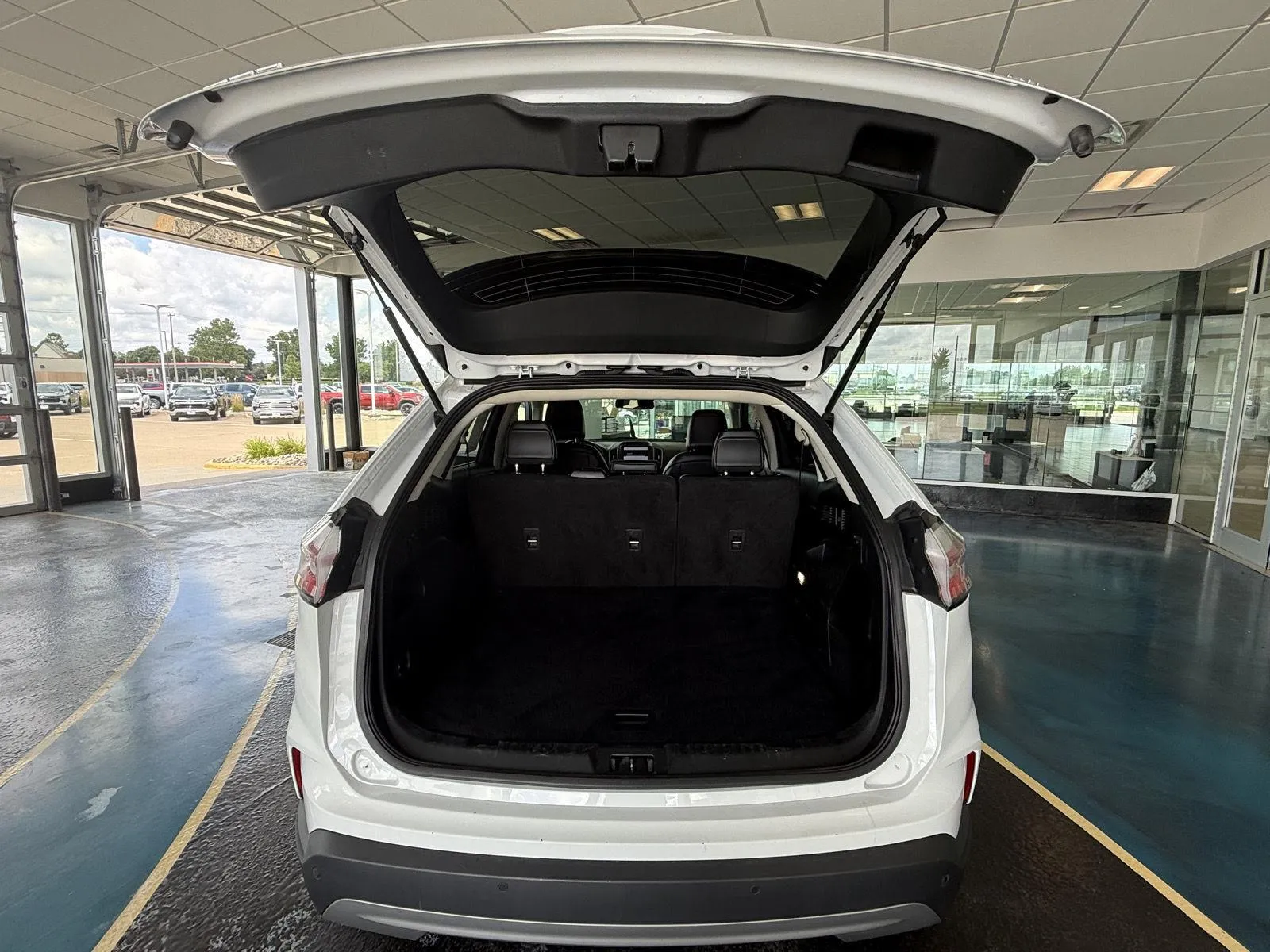 Ford Edge photo 14