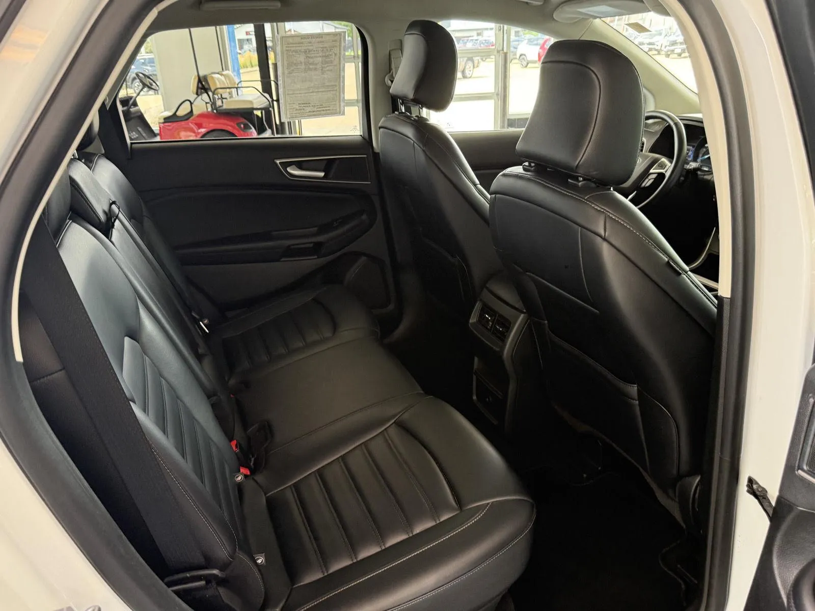 Ford Edge photo 15