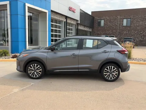 Photos of 2024 Nissan Kicks SR for sale in Boone, IA at Pat Clemons Inc.