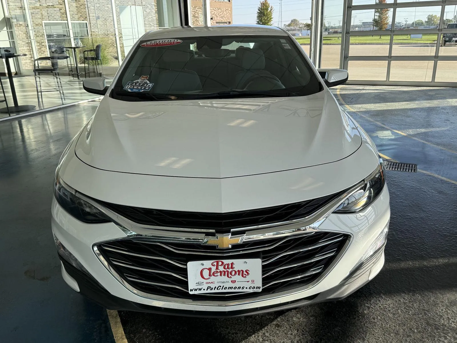 2025 Chevrolet Malibu LT photo 8