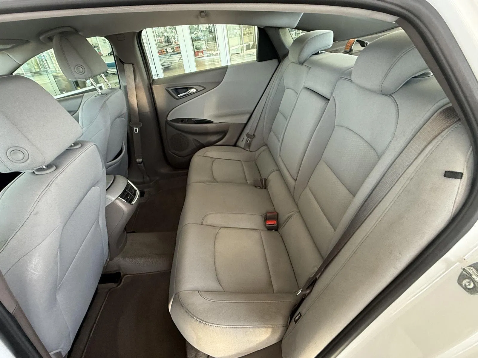 2025 Chevrolet Malibu LT photo 12