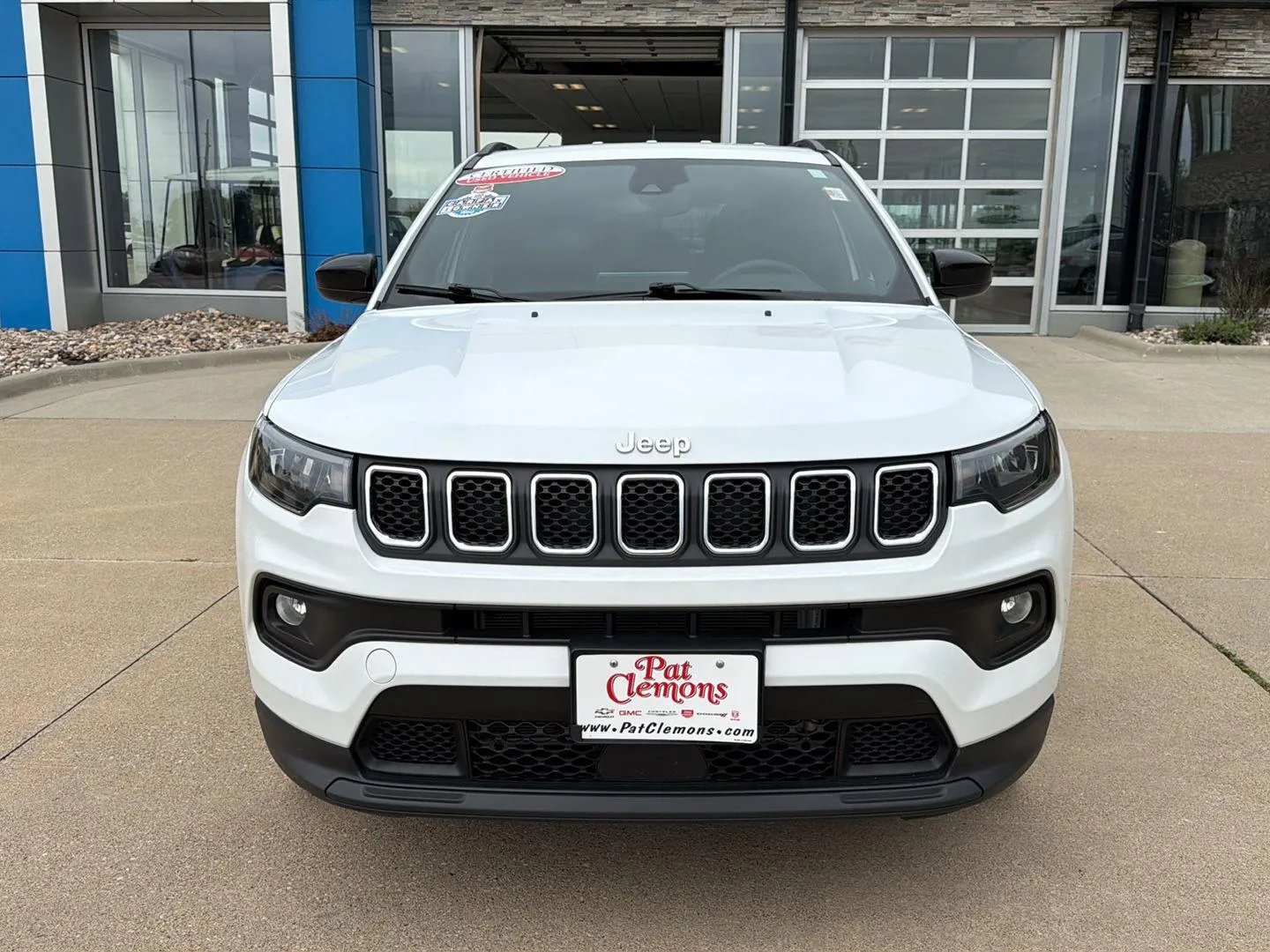 Jeep Compass photo 8