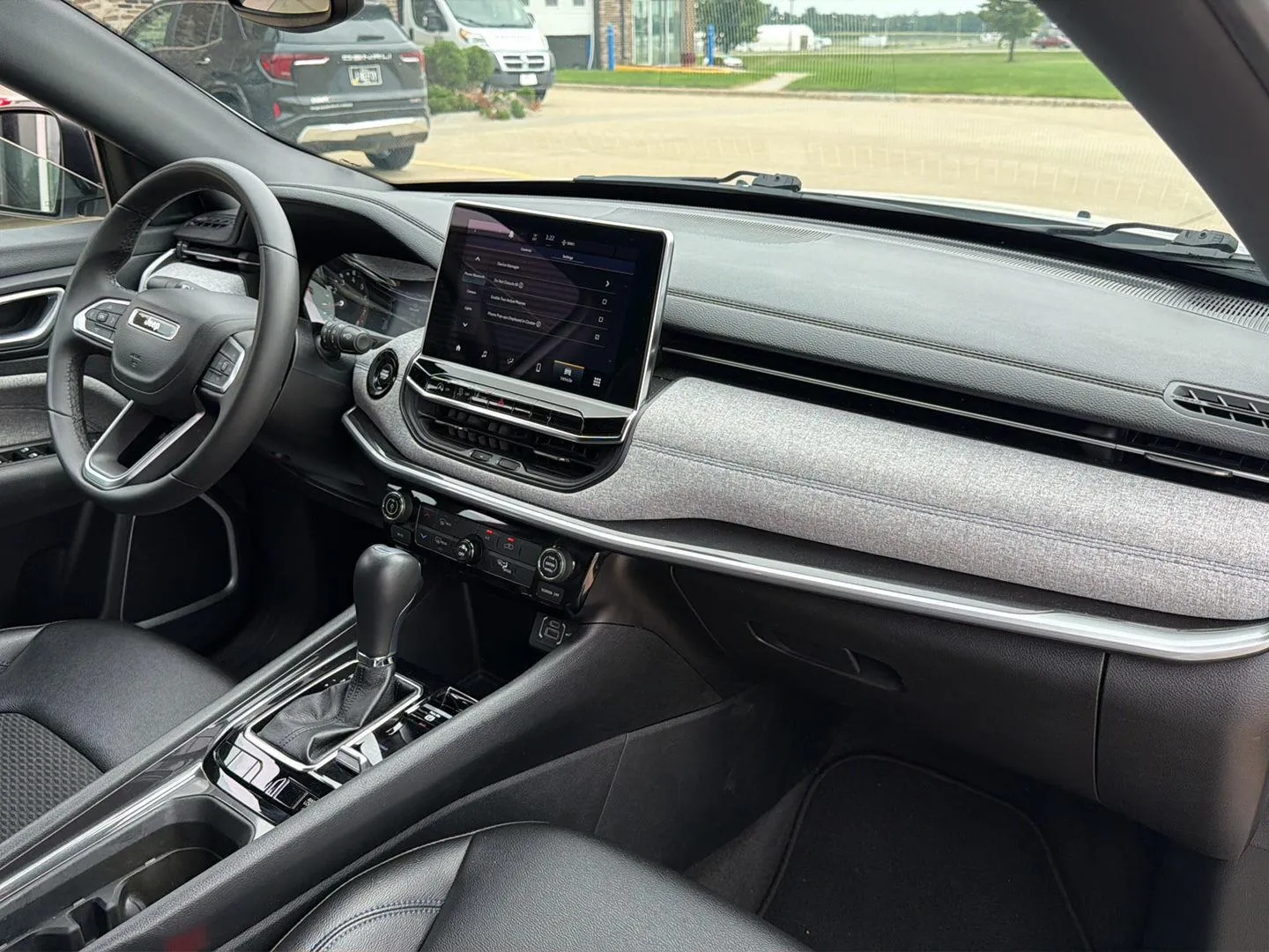 Jeep Compass photo 19